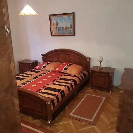 Apartamento Sanmarie *
